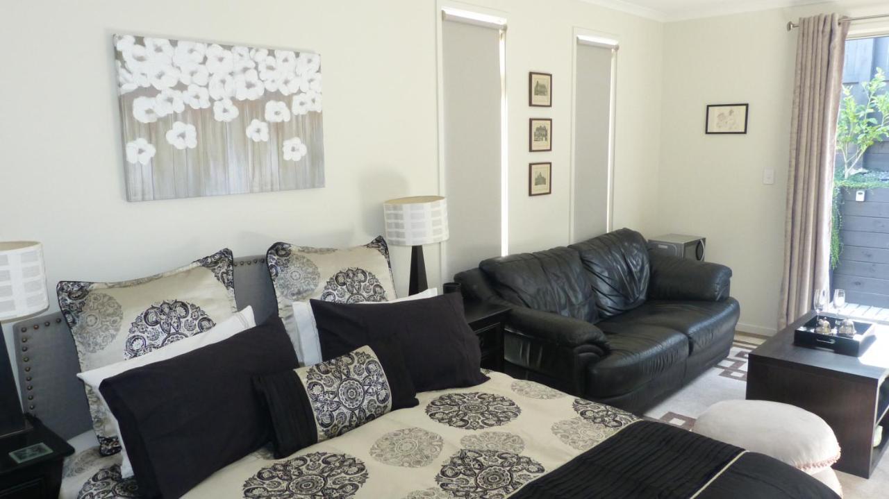 Modern Self Contained Apartment In Riverhead Dış mekan fotoğraf